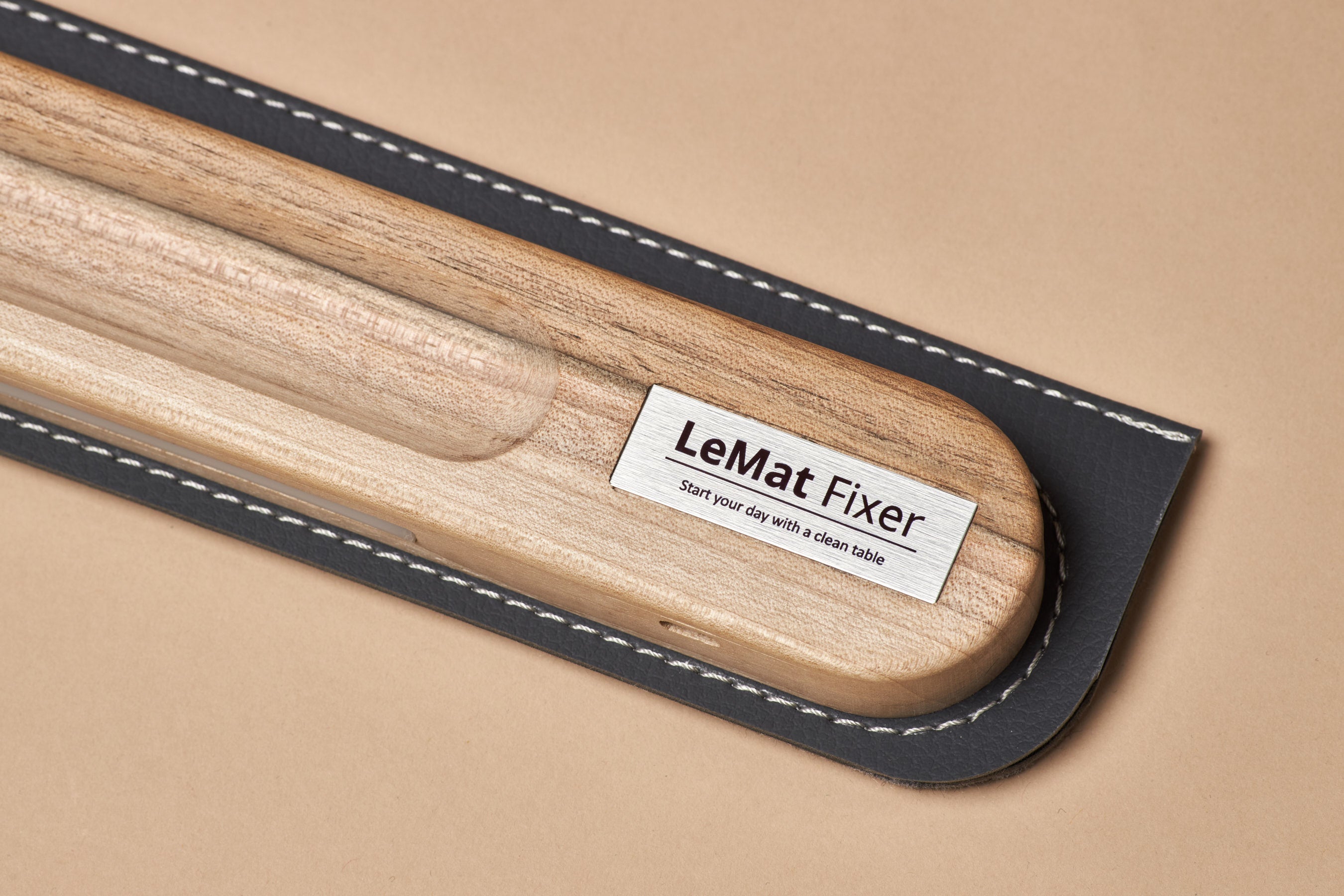 LeMat Magnetic Fixer Mini for any Desk Mat FAST CHARGER | LIGHTING (Walnut)